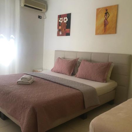 Orange Villa Hotel 티라나 외부 사진