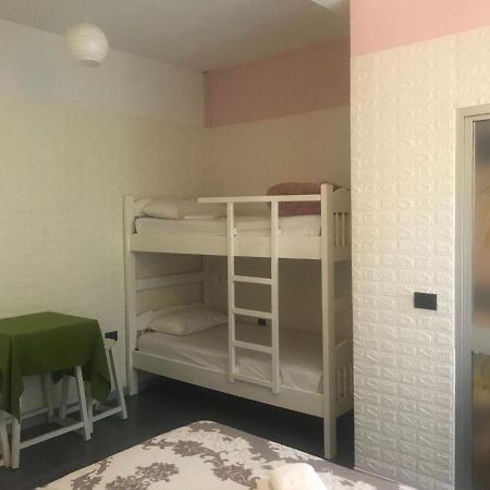 Orange Villa Hotel 티라나 외부 사진