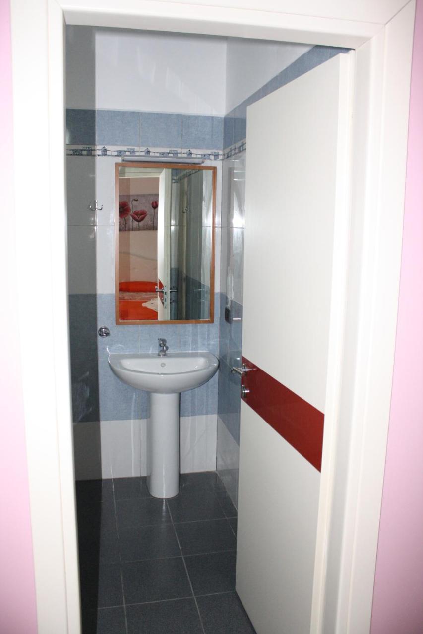 Orange Villa Hotel 티라나 외부 사진